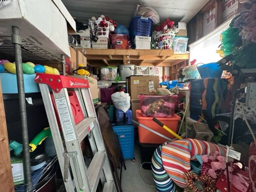 1056 Eagle Drive a Winter Haven, FL Mobile or Manufactured Home for Sale